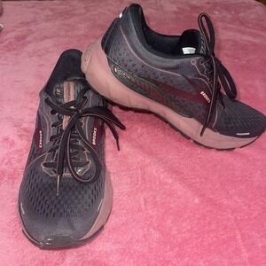 Brooks Adrenaline GTS 21 Women's Running Shoes Womens Size 6.5 B Purple Sneakers